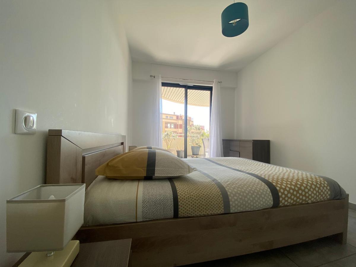 Appartement T2 De Standing Avec Parking A 250 Metres De La Plage, Route Des Sanguinaires, Ajaccio Ajaccio  Luaran gambar